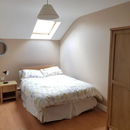 Delux Tralee